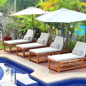 Hotel Villas Ema